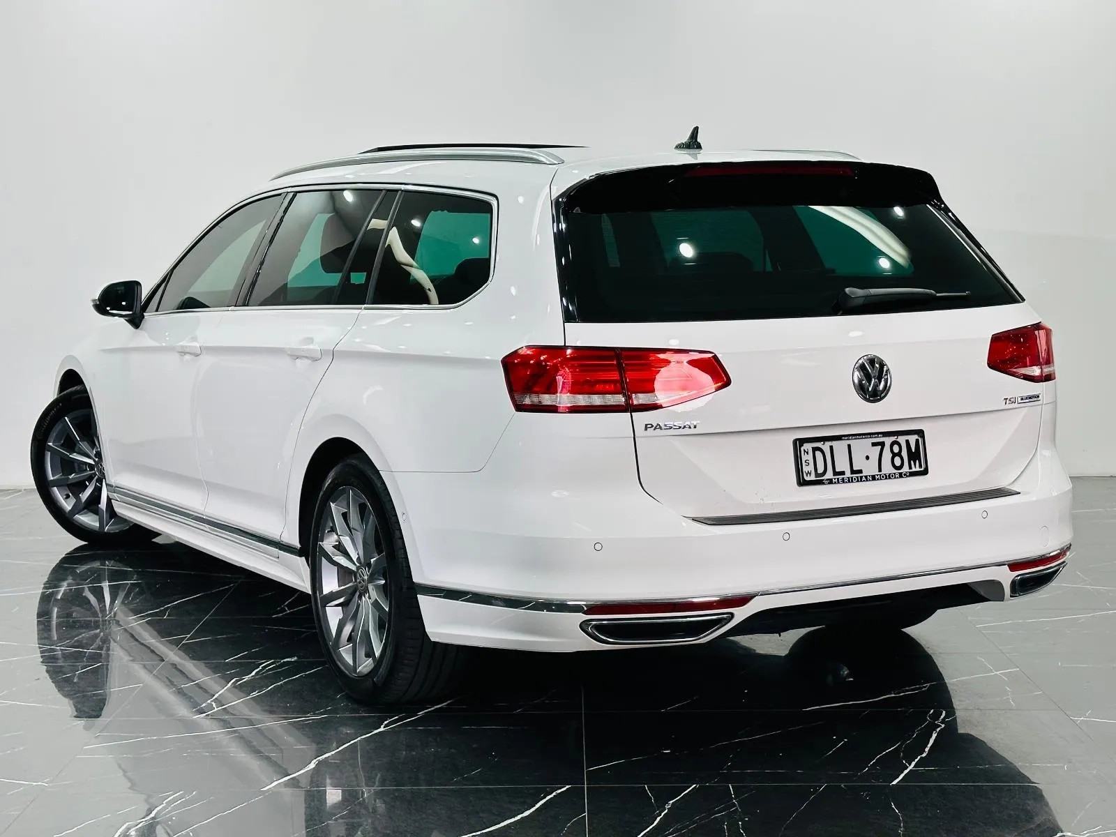 Volkswagen-Passat-132TSI Comfortline