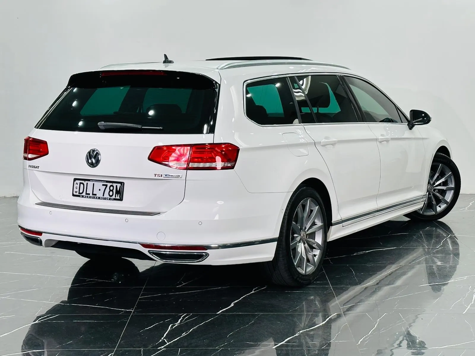 Volkswagen-Passat-132TSI Comfortline